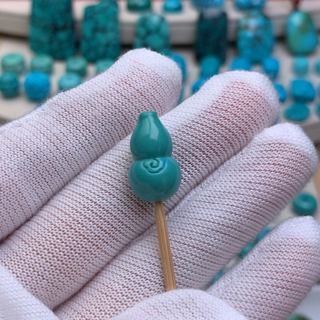 望***希绿松石未镶嵌珠宝奇石