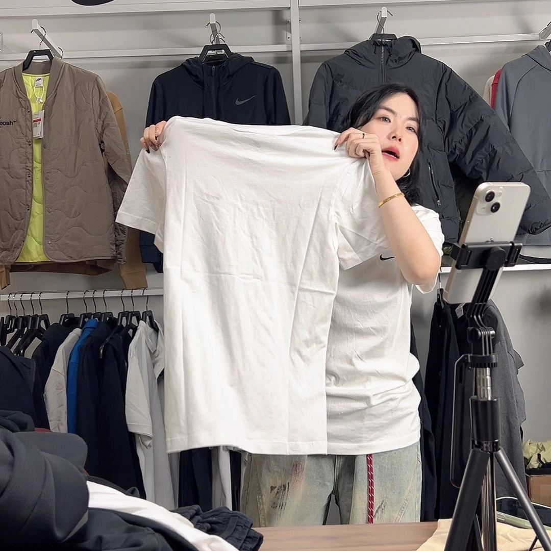 0508白色短袖L码120-140斤不退换