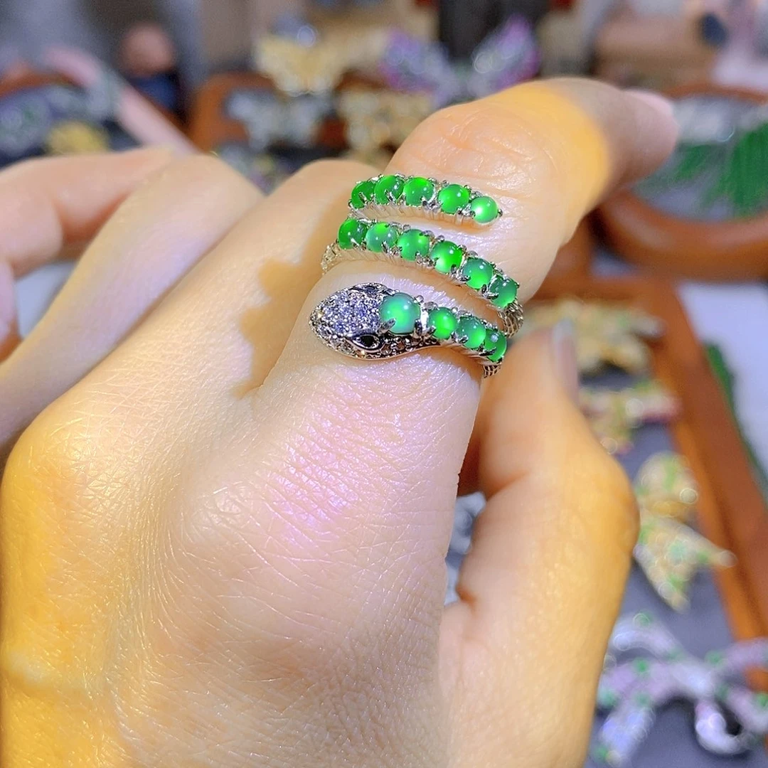 颈饰银S925镶嵌翡翠