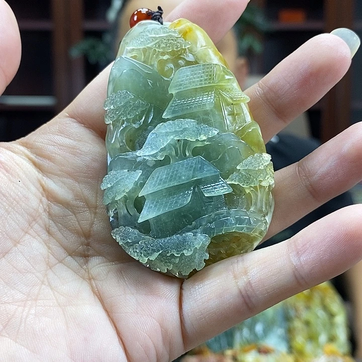 蛇纹石玉未镶嵌颈饰