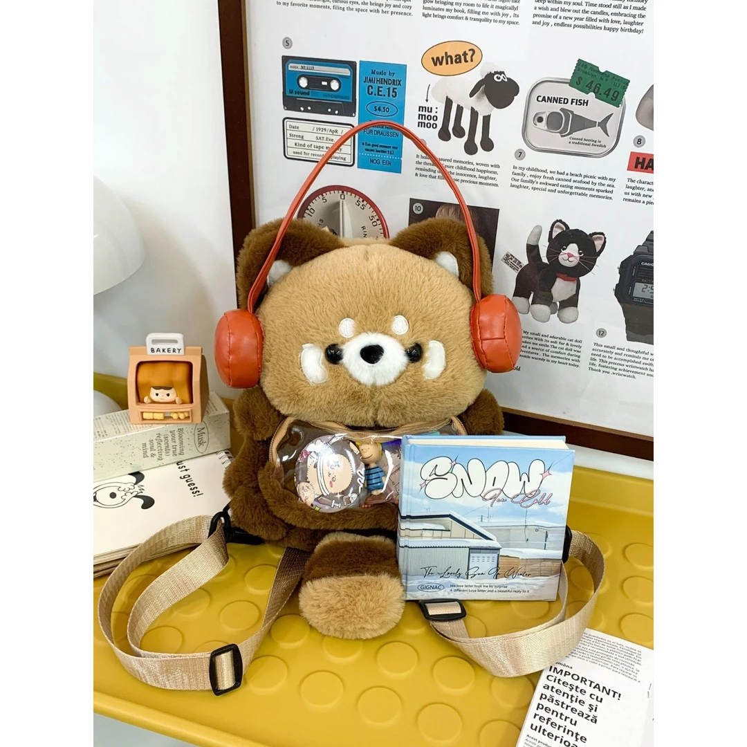 超萌森系ins可爱卡通耳机小浣熊公仔毛绒双肩包软萌通勤jk背包潮