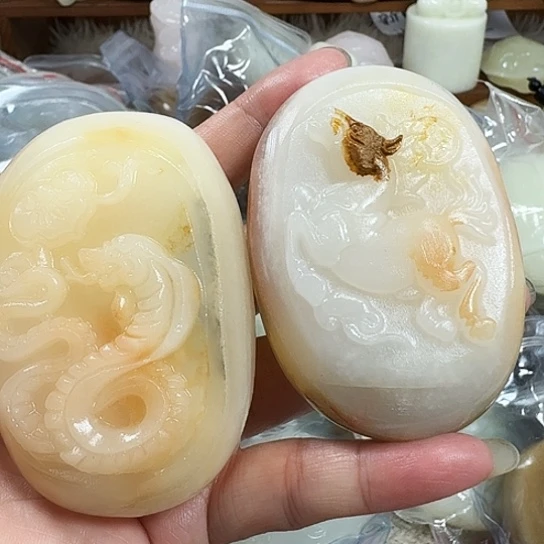 秦***享砖雕石头手把件石头手把件不退不换