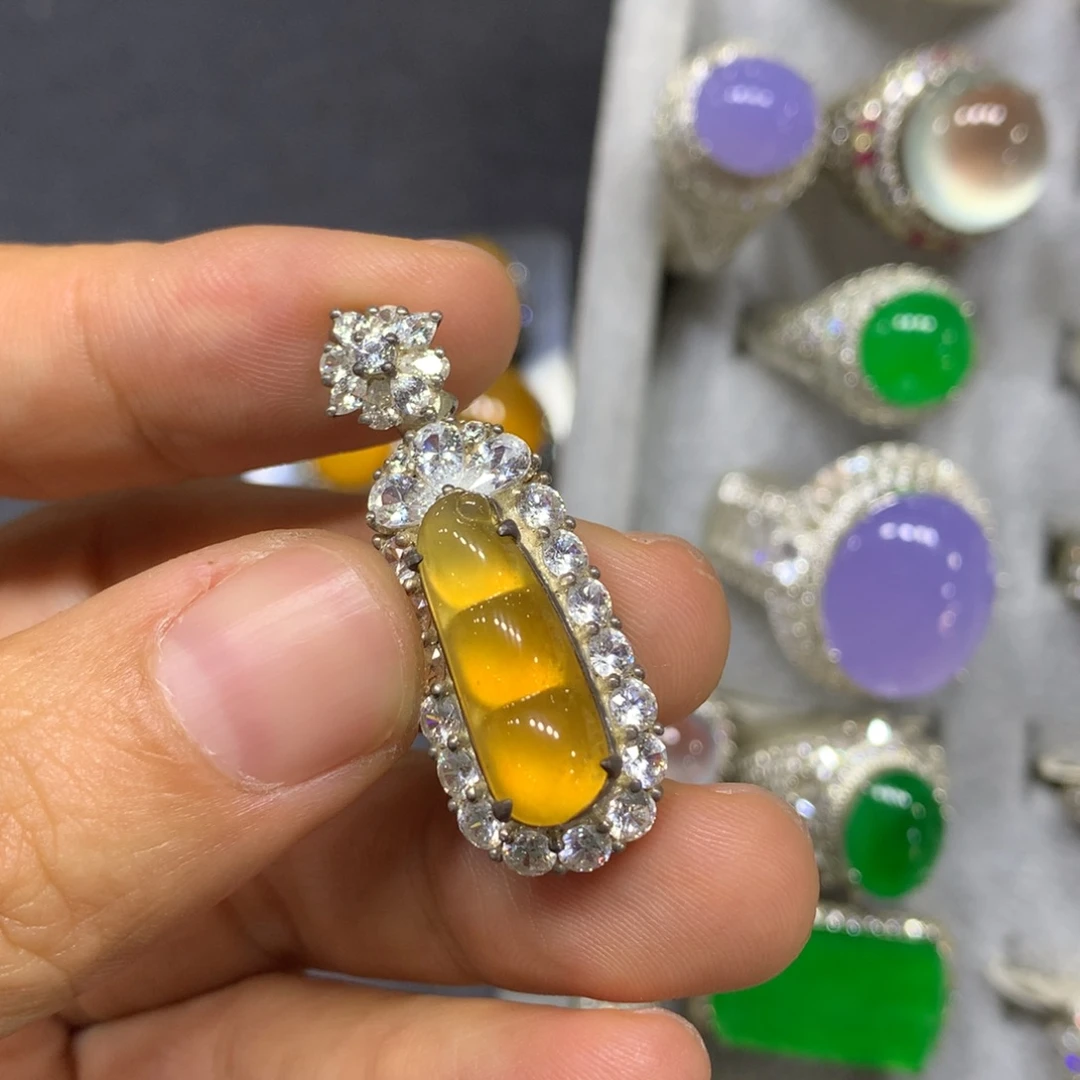 定制翡翠未镶嵌买断不退