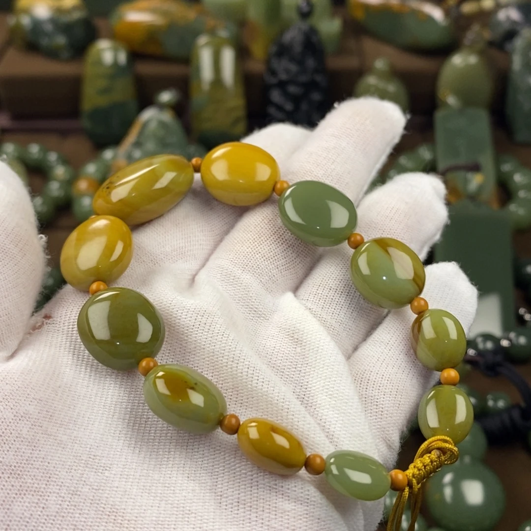 岫岩河磨玉（透闪石质玉）未镶嵌手链