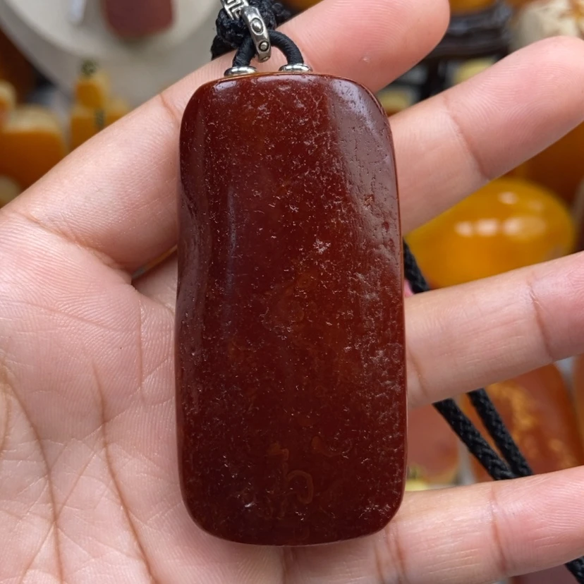 【闪购商品】琥珀颈饰未镶嵌