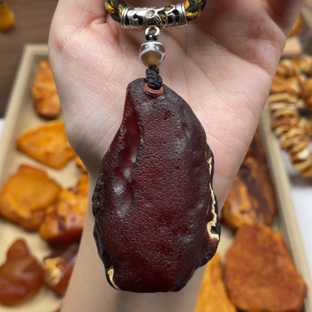 琥珀未镶嵌珠宝奇石