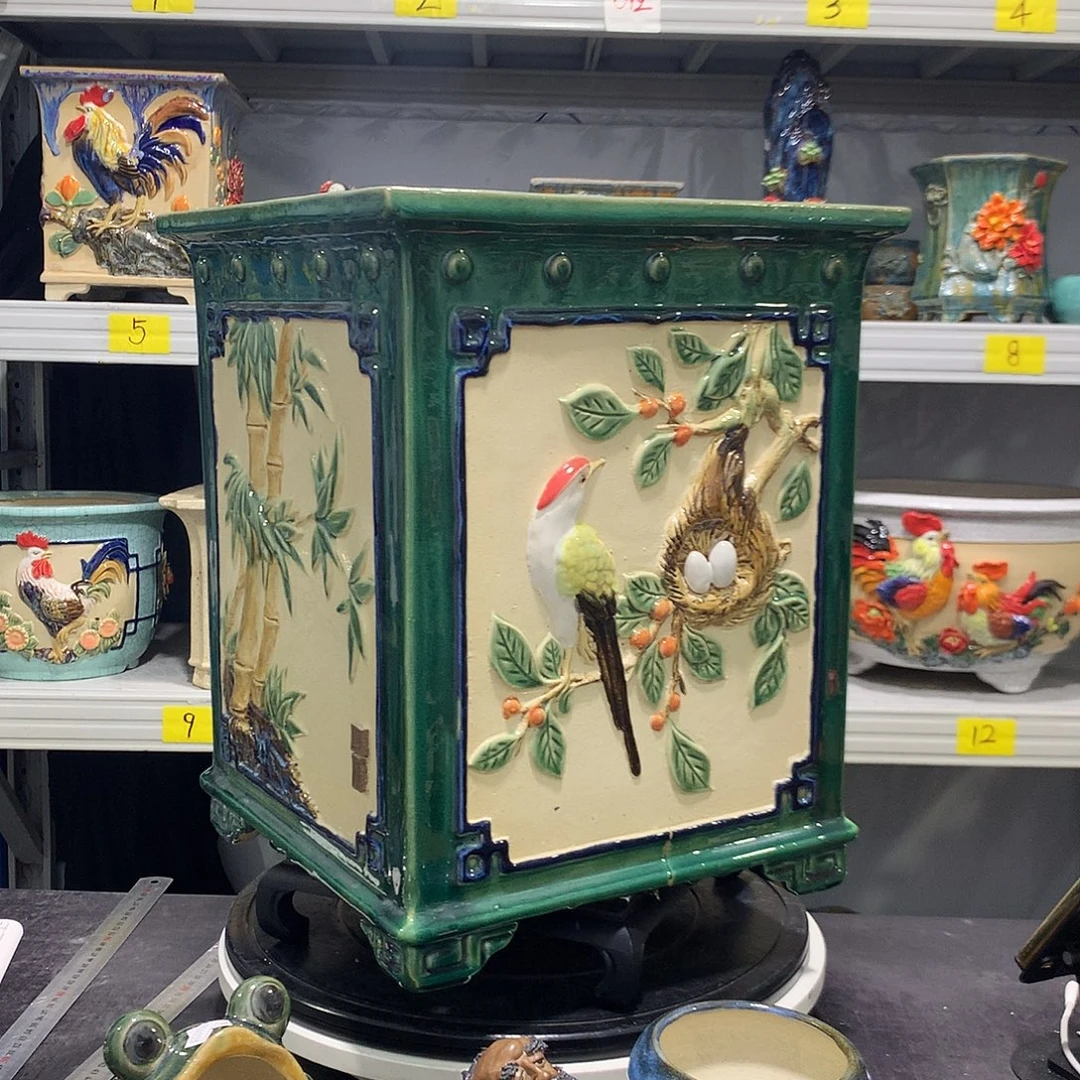 苏***闹石湾石湾盆石湾盆 微瑕