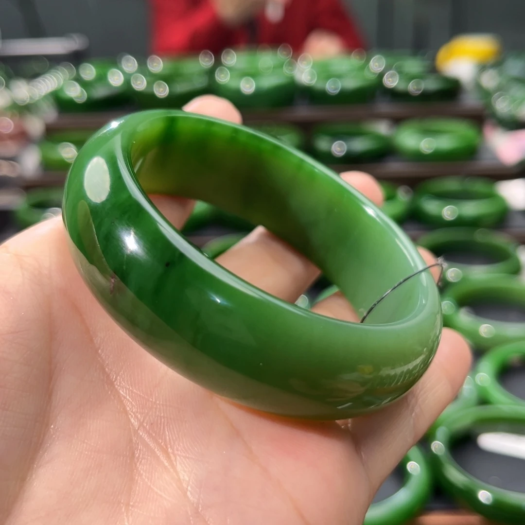 未镶嵌手镯和田玉（碧玉）