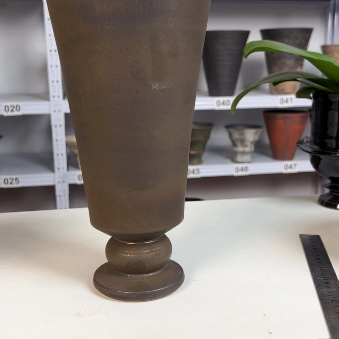 静***持020景德镇手工花器