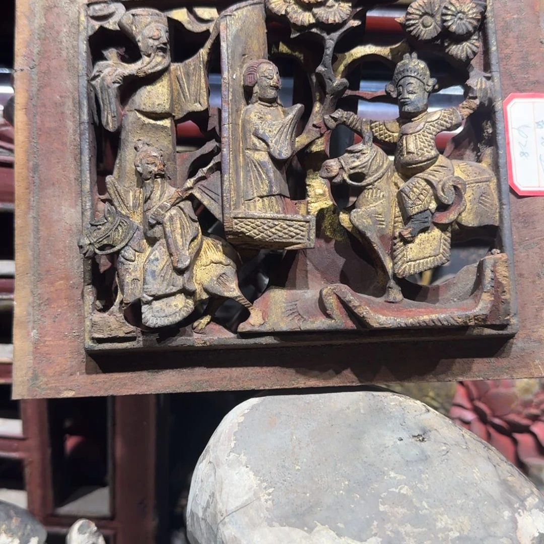 喜***间香樟木老木雕花板