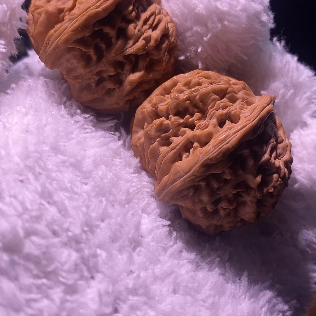 z***p文玩核桃吊坠40汉高楼