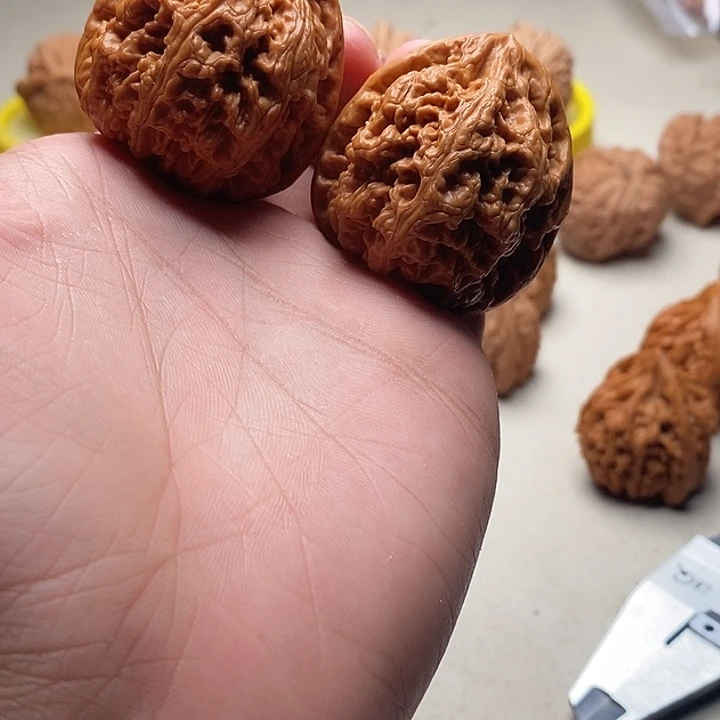 吊坠文玩核桃大粗筋