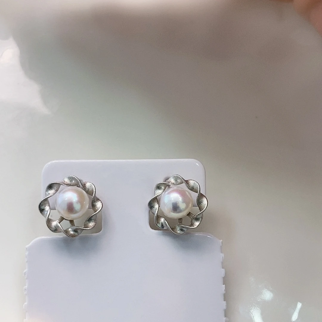 银S925镶嵌特价8A极光耳饰淡水珍珠