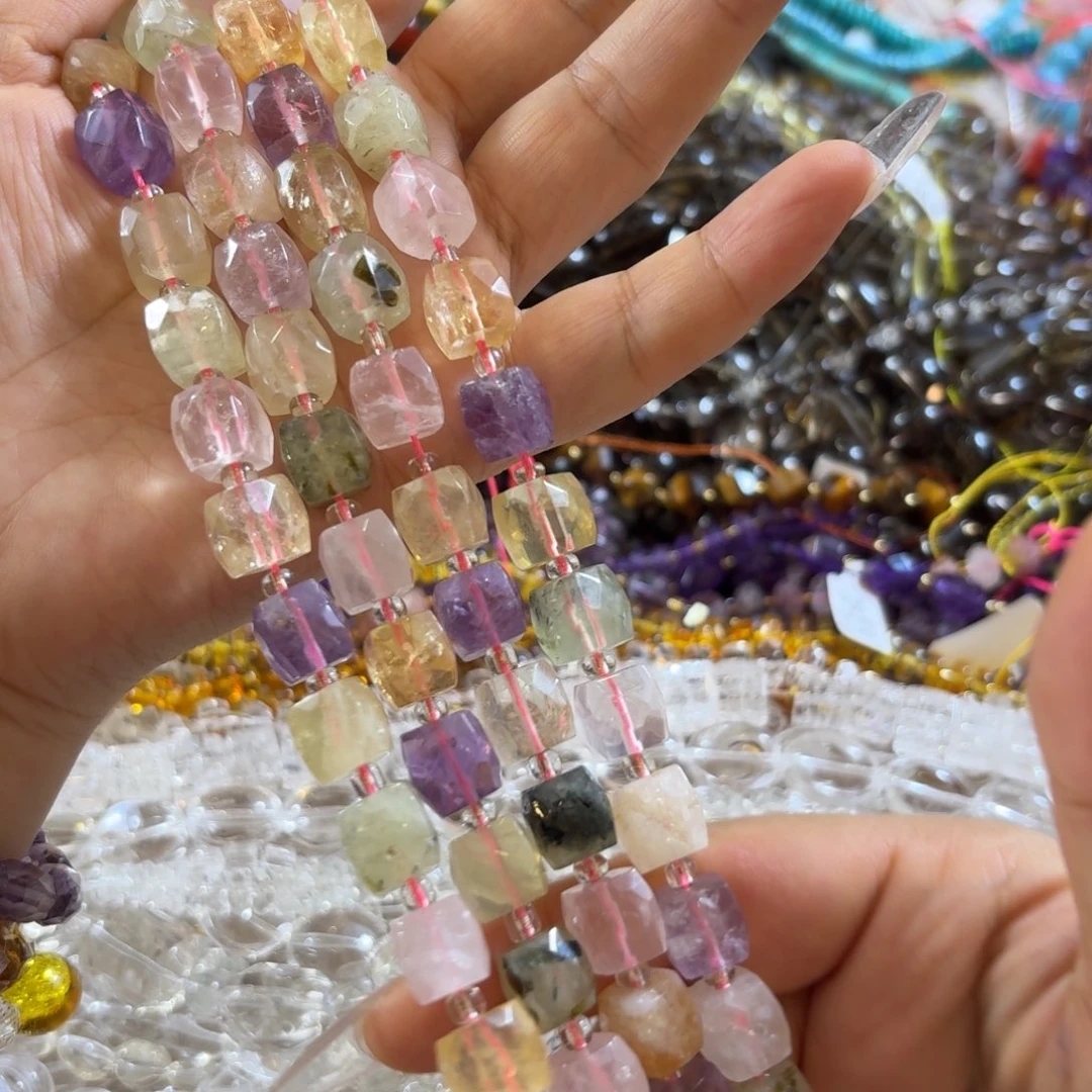 未镶嵌水晶珠宝半成品