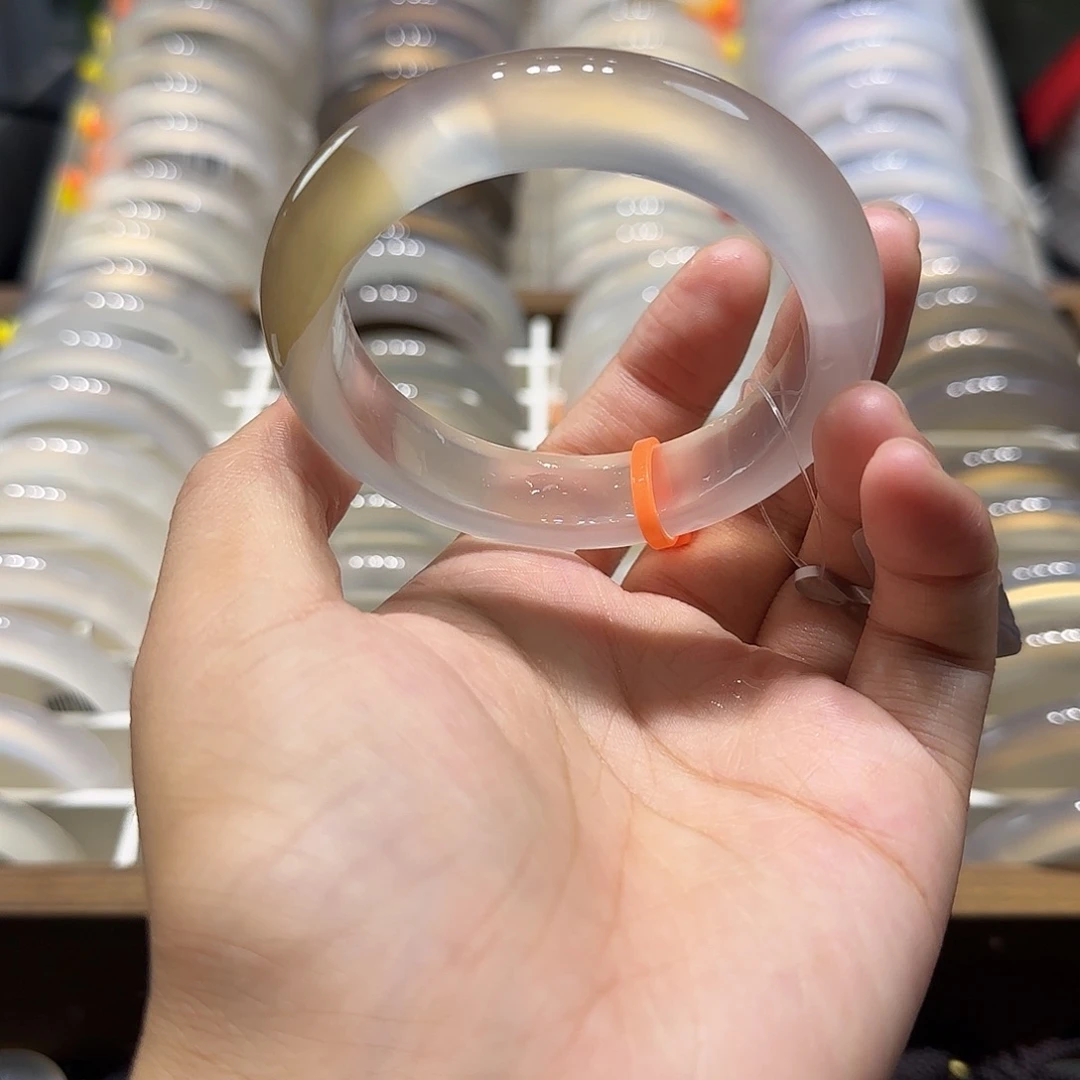 手镯玛瑙/玉髓未镶嵌54一口糖