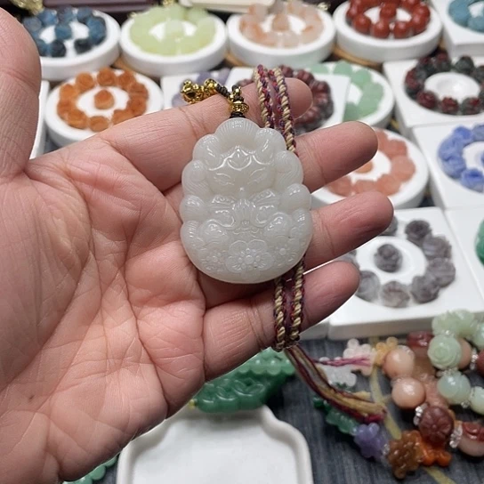 石英质玉（非洲翠）合金手串