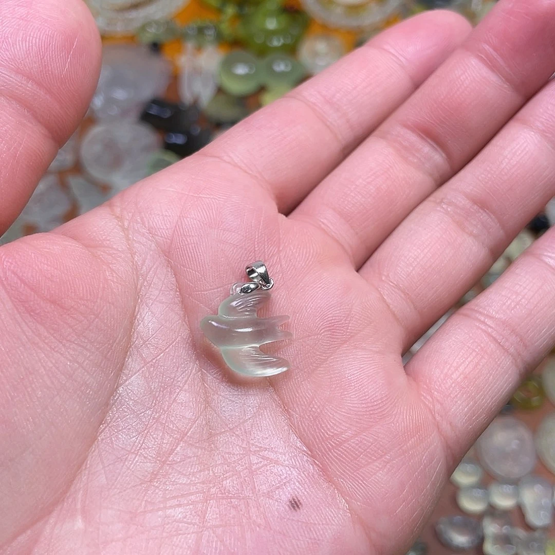蛇纹石玉未镶嵌吊坠毛****桃