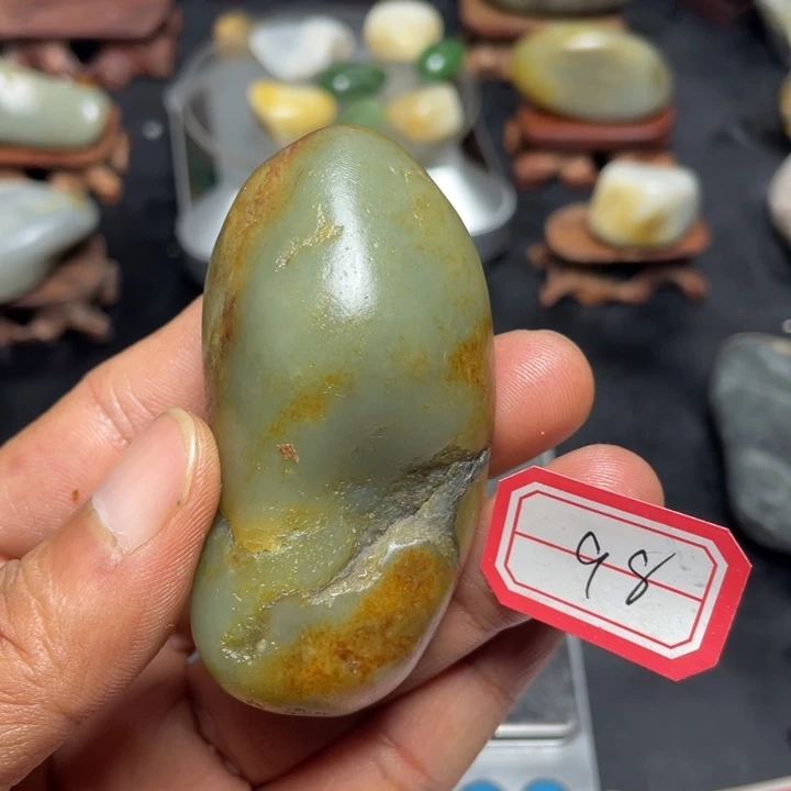 颈饰未镶嵌和田玉98