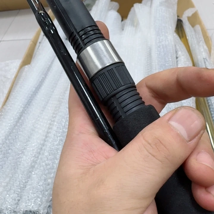 碳素1.8m以下逃**夭鱼竿钓鱼竿888999000