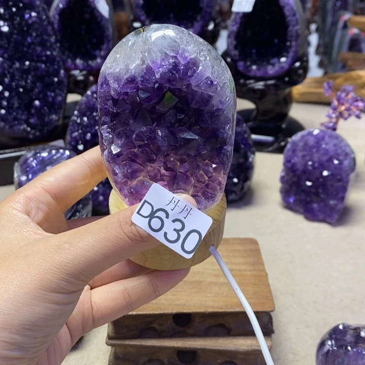 未镶嵌大型摆件（非配饰）水晶
