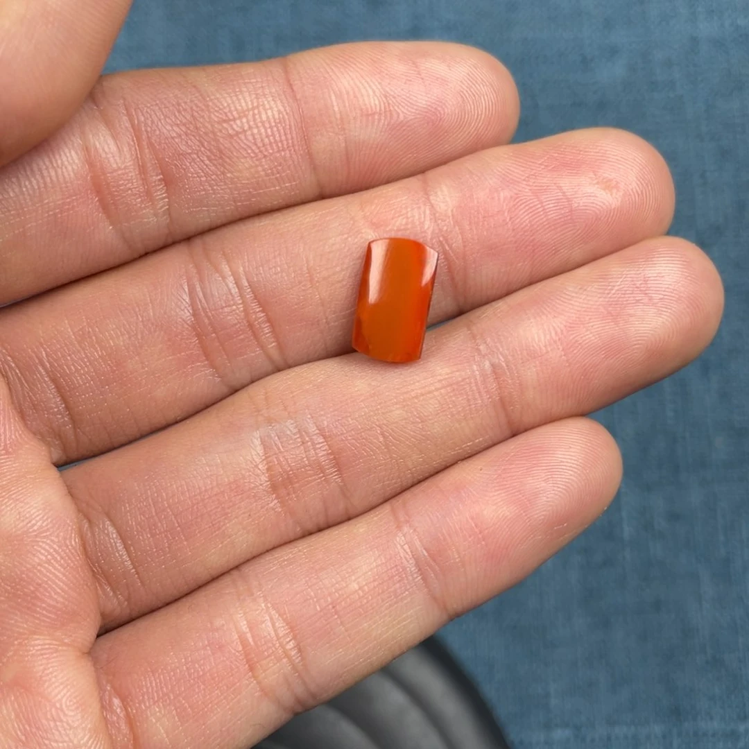 未镶嵌配饰南红玛瑙