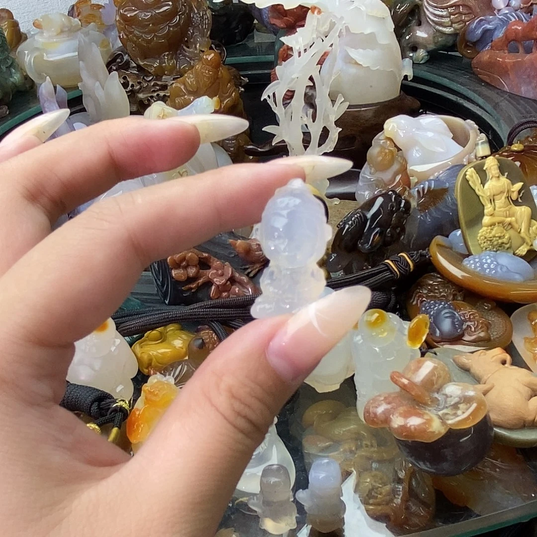 玛瑙/玉髓未镶嵌颈饰