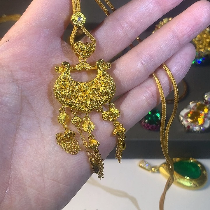 非金属57吊坠。