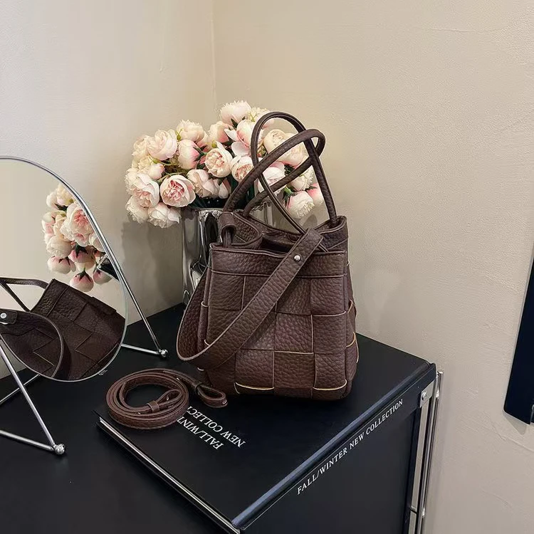 新品轻奢百搭高级感气质时尚斜挎女士包A10a