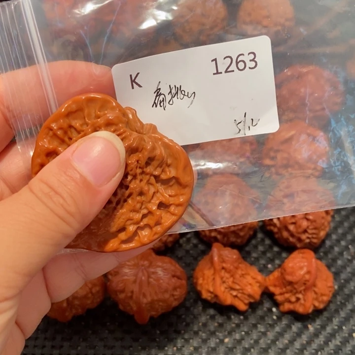 莫***问把件文玩核桃精品文玩