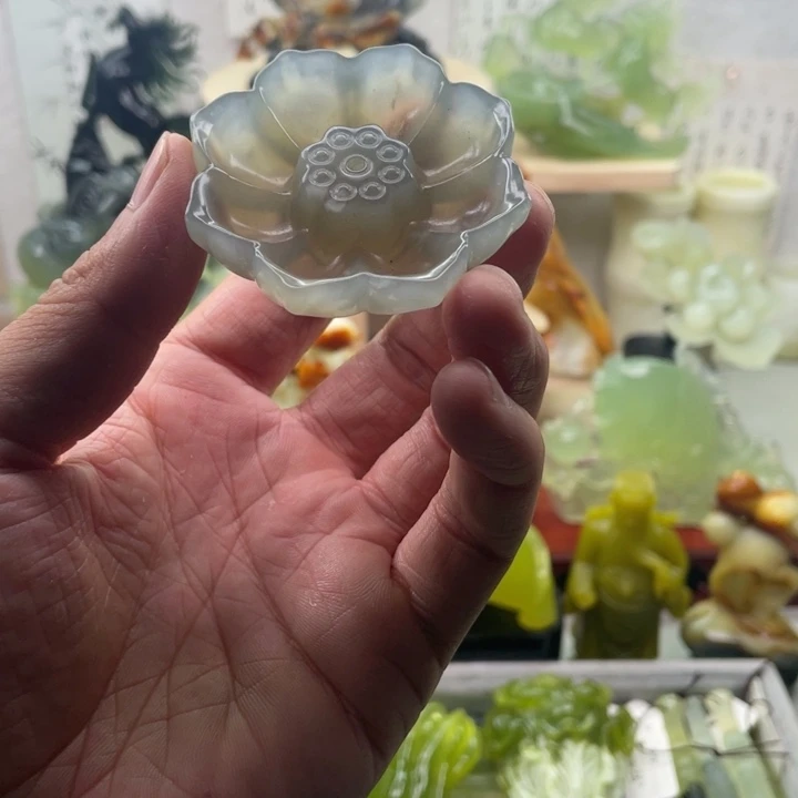 蛇纹石玉未镶嵌四大名玉香插