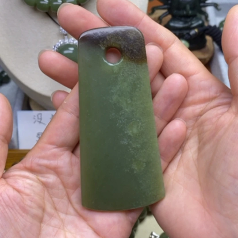 【闪购商品】未镶嵌和田玉把件伽*