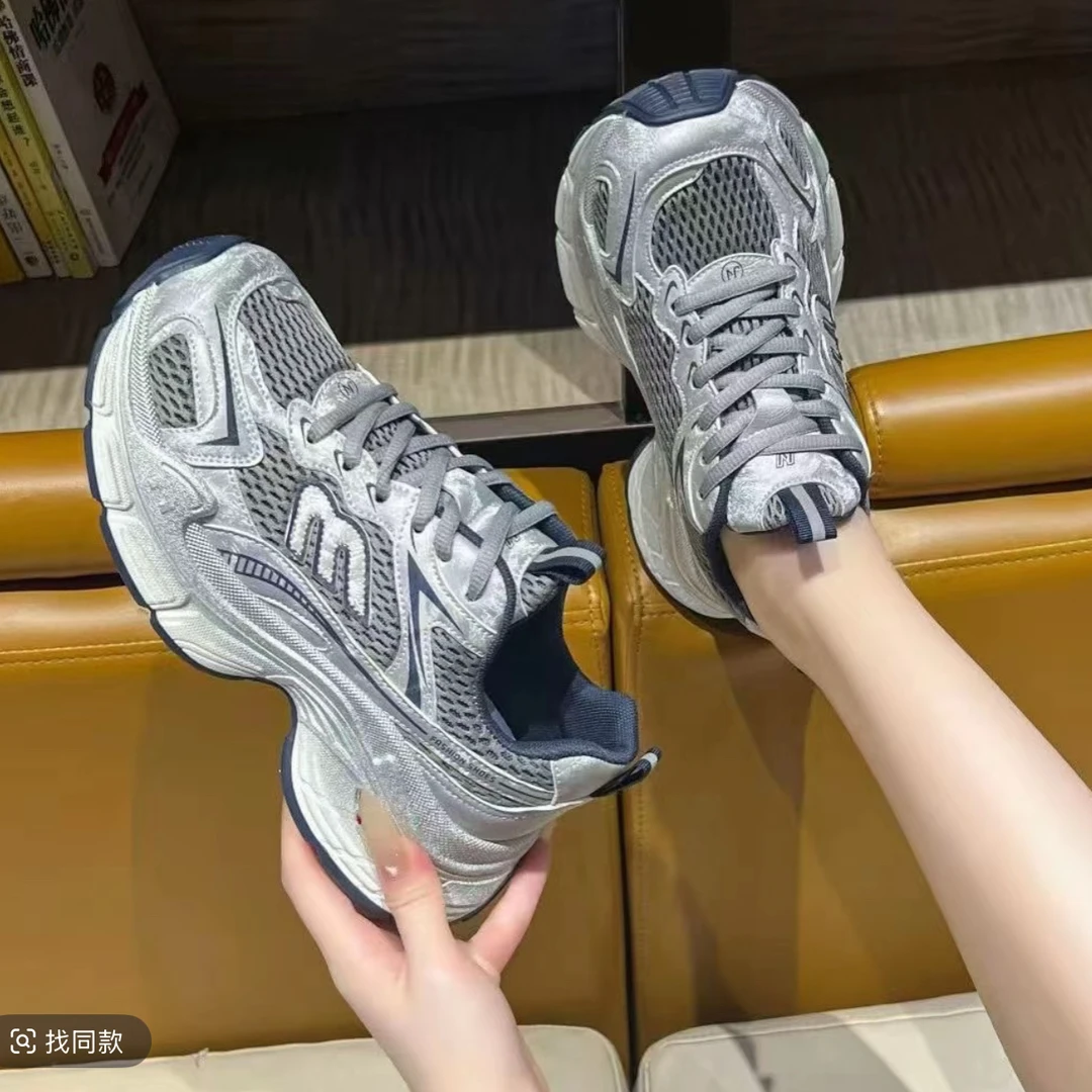 苗苗家~加棉时尚百搭老爹鞋