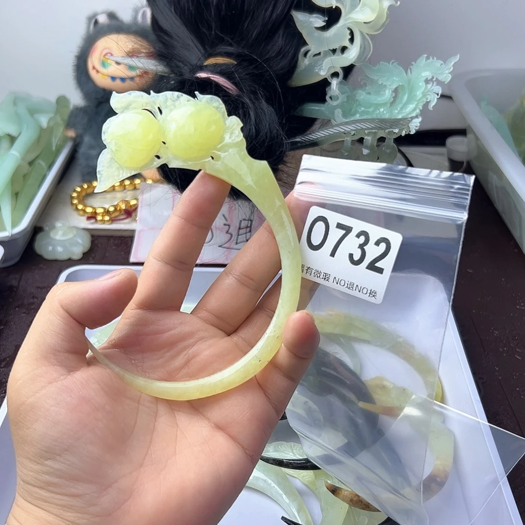 合金蛇纹石玉发饰司****宝