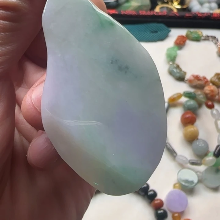 艺***李翡翠未镶嵌颈饰特色随型挂件