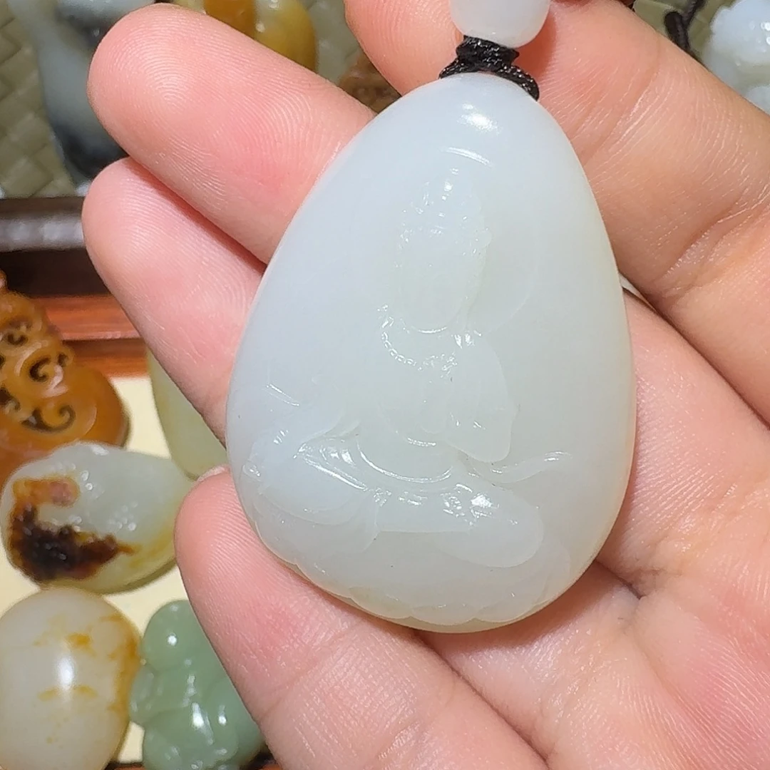 果***果颈饰未镶嵌和田玉