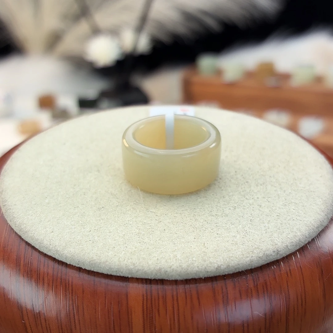 和田玉未镶嵌戒指i80奶茶圆切15.3mm