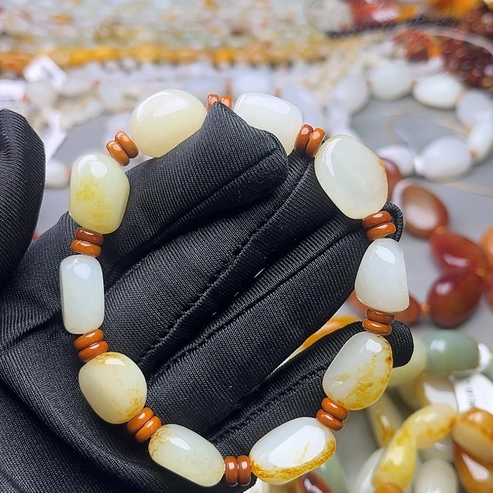 和田玉未镶嵌手链