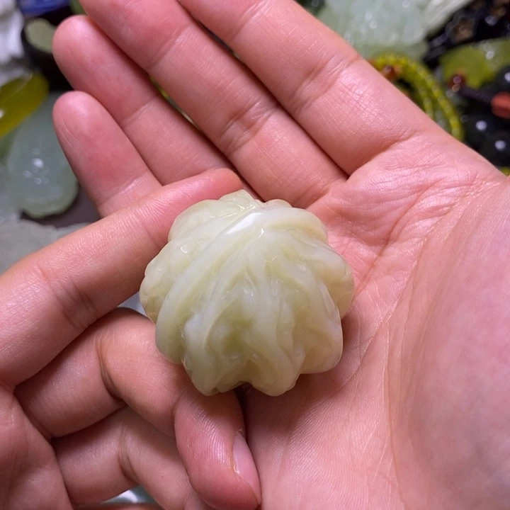 岫玉未镶嵌岫玉颈饰