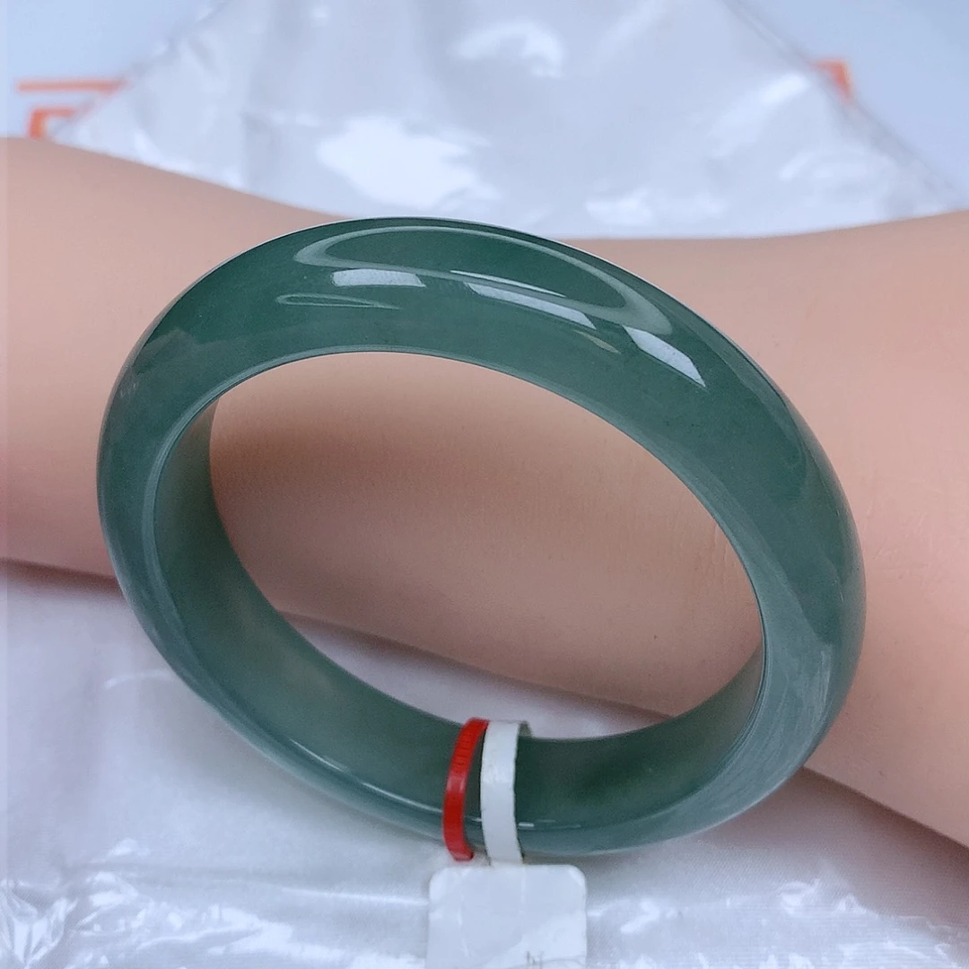 【闪购商品】未镶嵌手镯翡翠，52