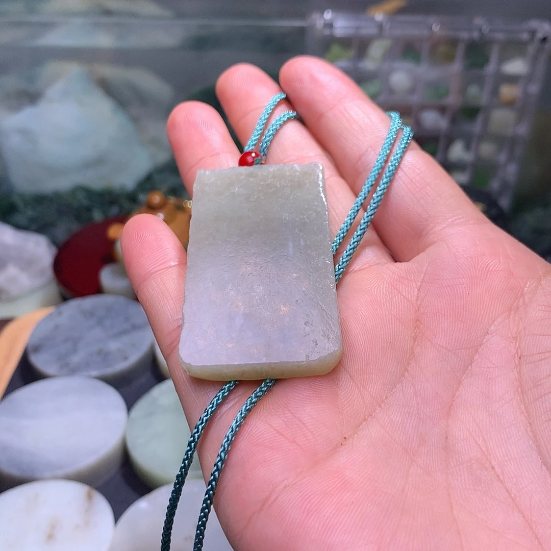 和田玉（糖玉）未镶嵌颈饰山