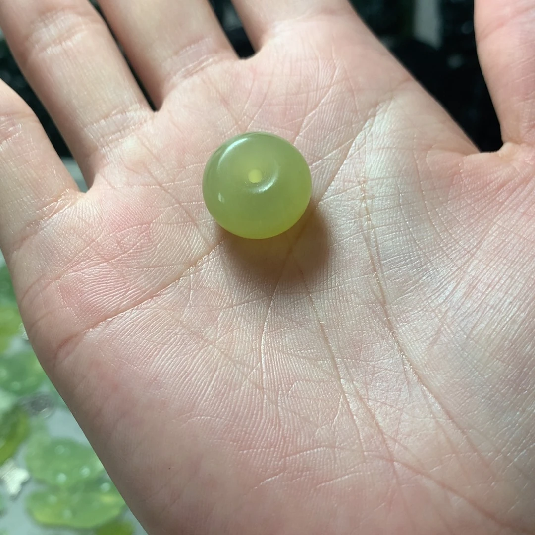 合金蛇纹石玉颈饰