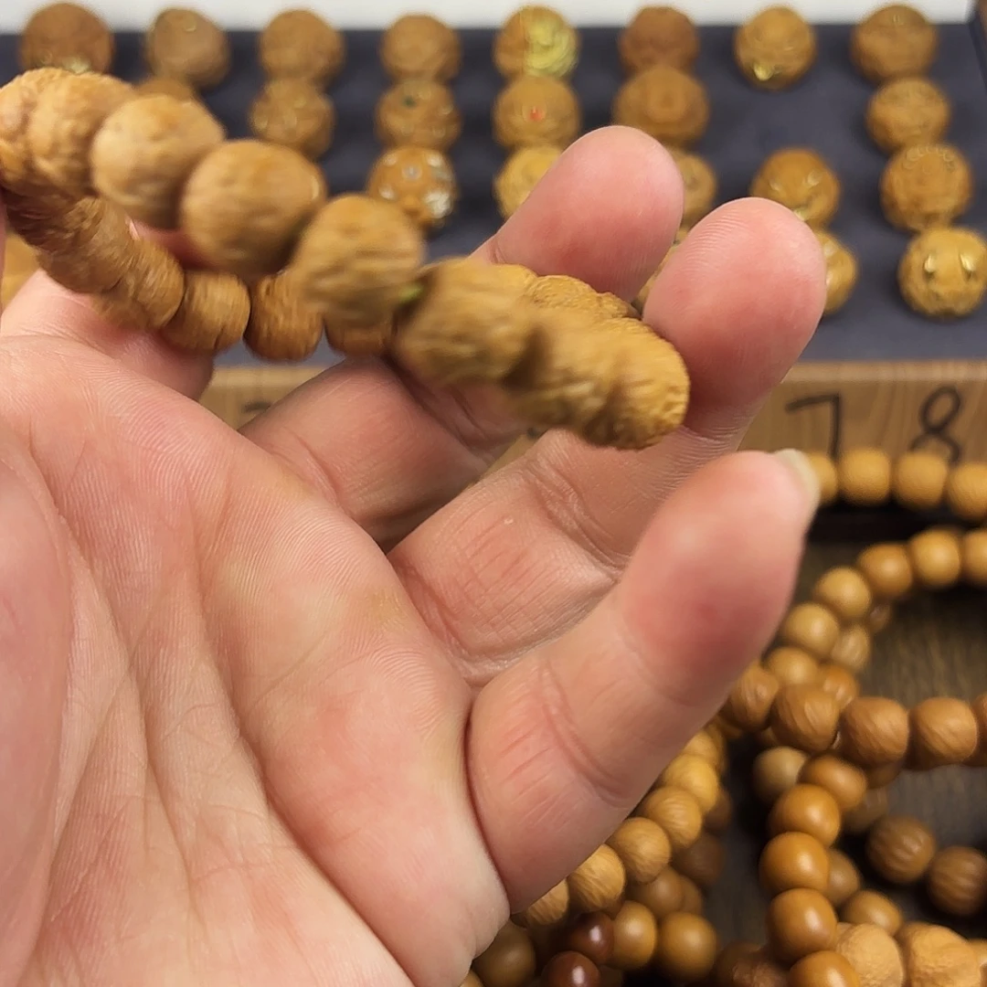 吊坠猴头核桃猴头手串，全品饕餮