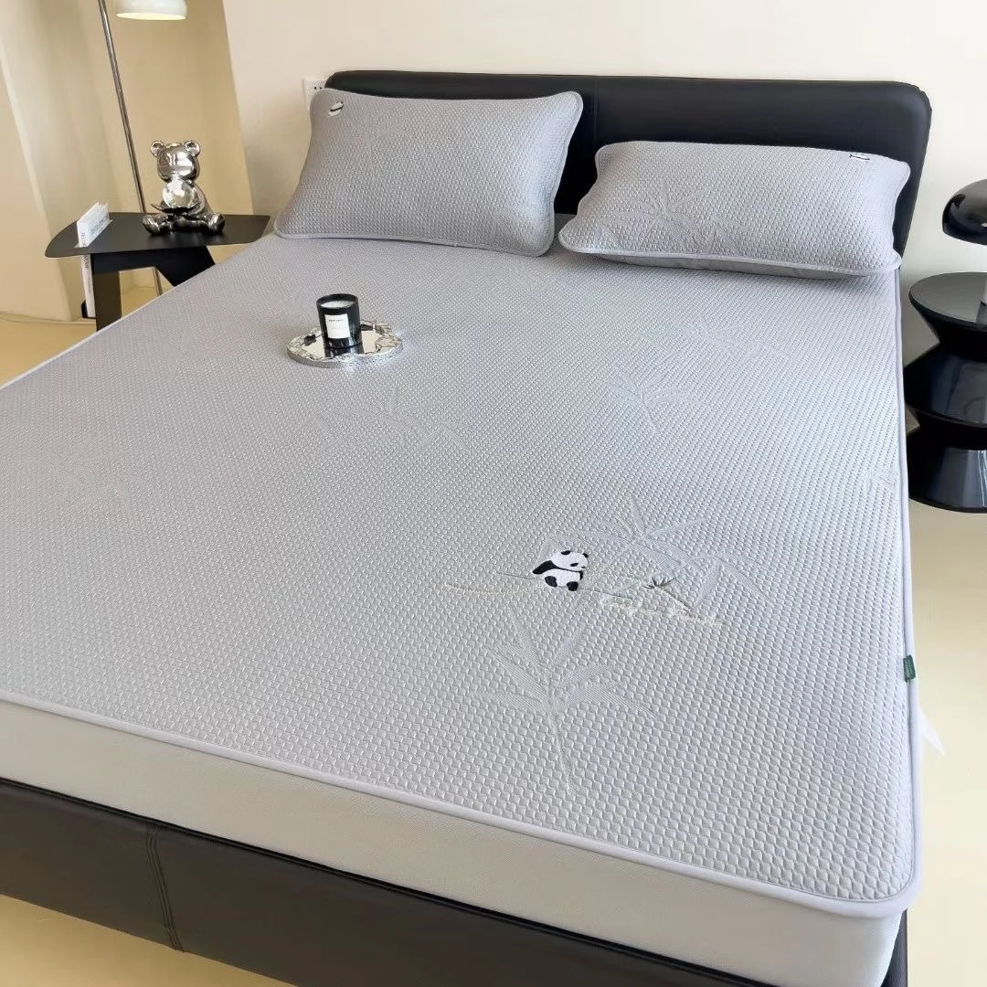 【盼盼专属】刺绣熊猫床笠款轻奢凉席三件套