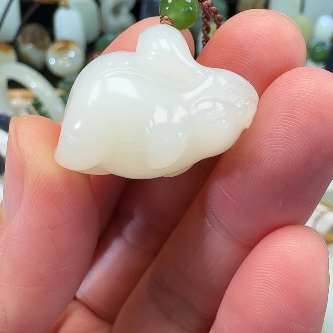 颈饰未镶嵌和田玉