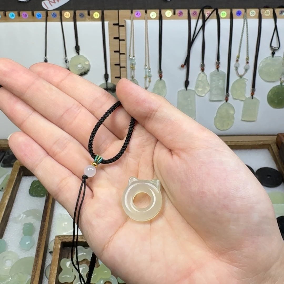 蛇纹石玉吊坠未镶嵌y*y