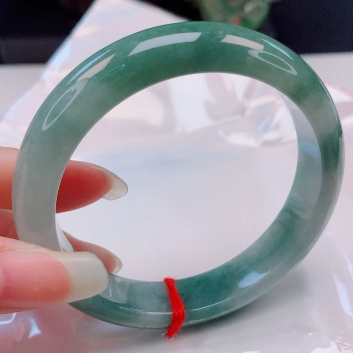 翡翠未镶嵌手镯55圈