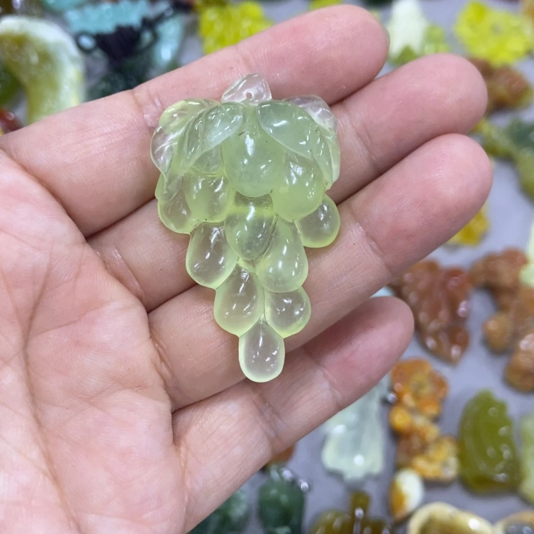 未镶嵌蛇纹石玉挂件