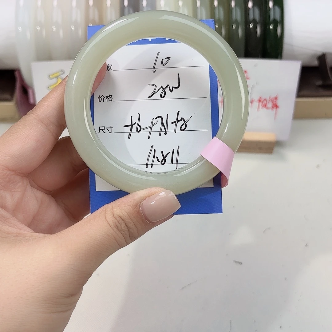 和田玉未镶嵌手镯10