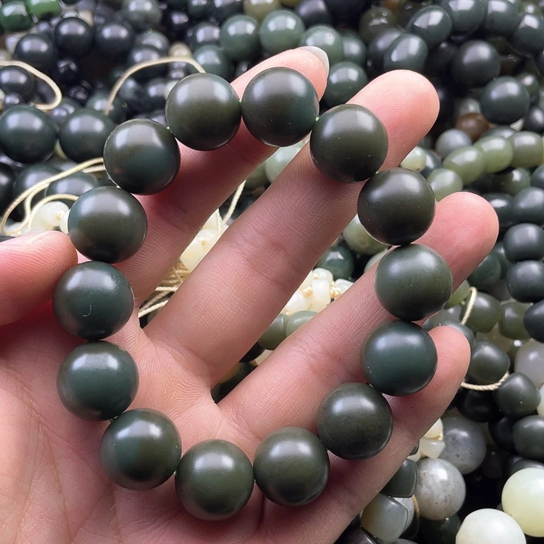 和田玉手串未镶嵌