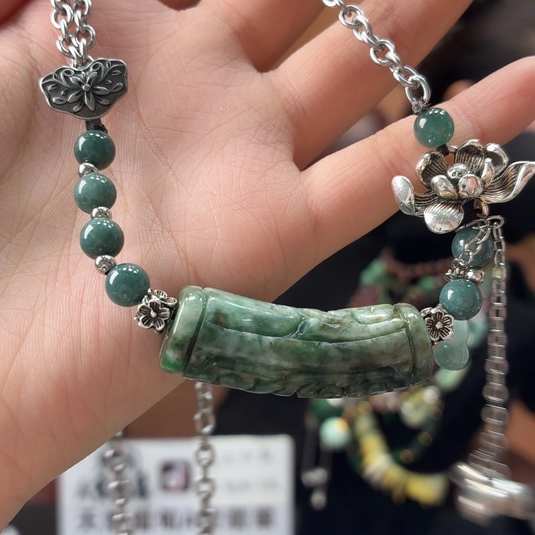 翡翠未镶嵌耳饰手串